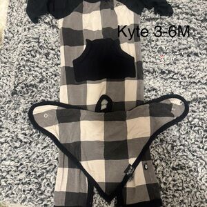 Kyte BABY Black and Cream Checkered Bodysuit